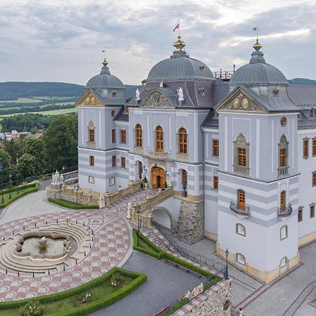 Castle Hotel Galicia Nueva Halič Lučenec Exterior foto